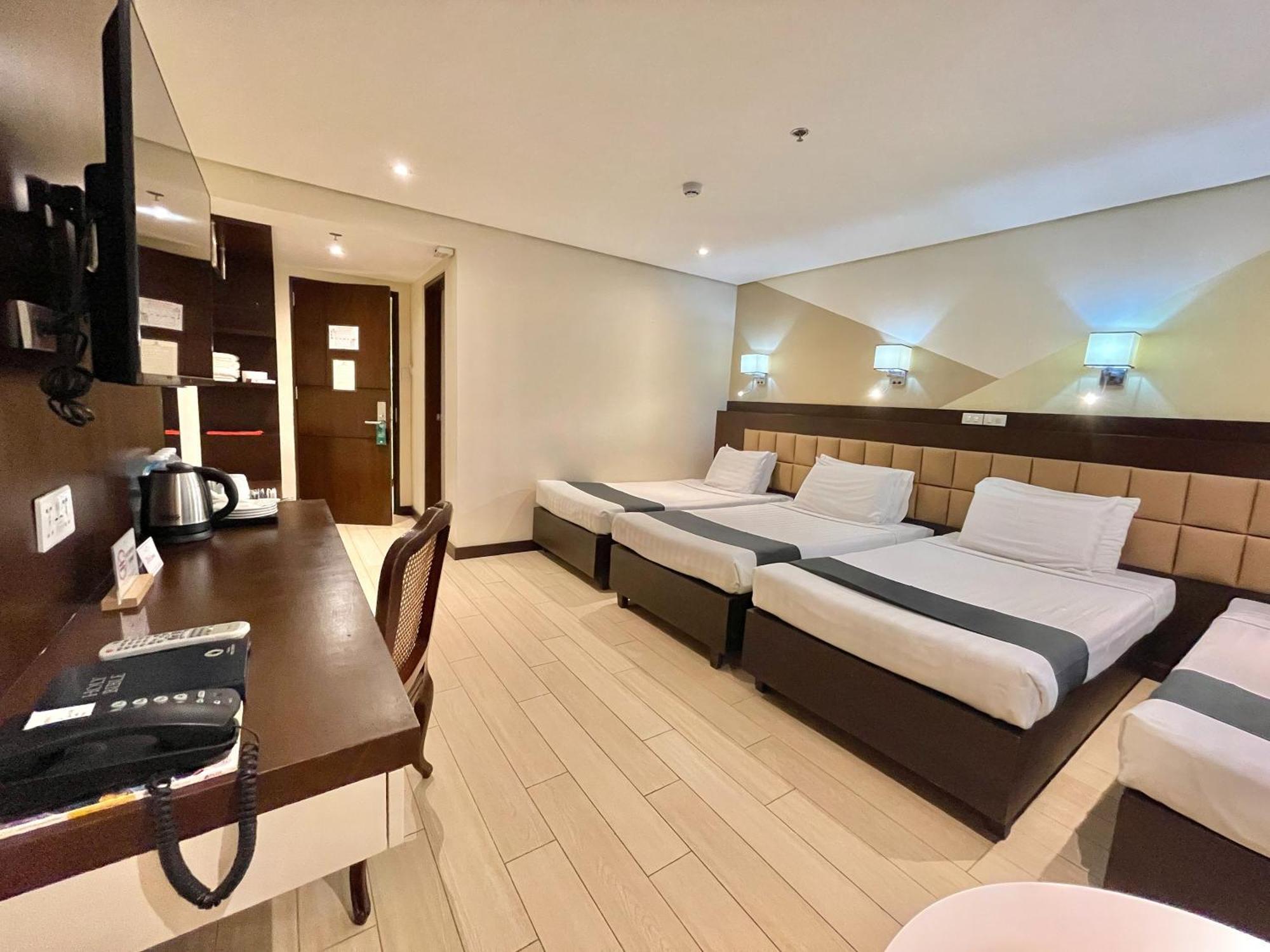 The Vip Hotel Кагаян де Оро Екстериор снимка