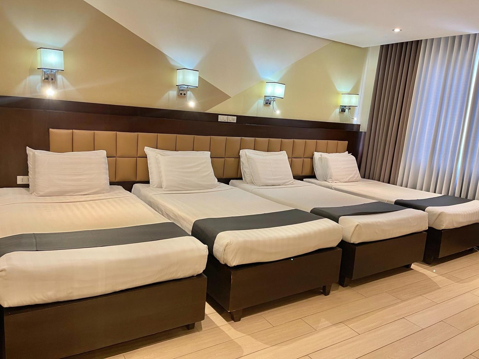 The Vip Hotel Кагаян де Оро Екстериор снимка