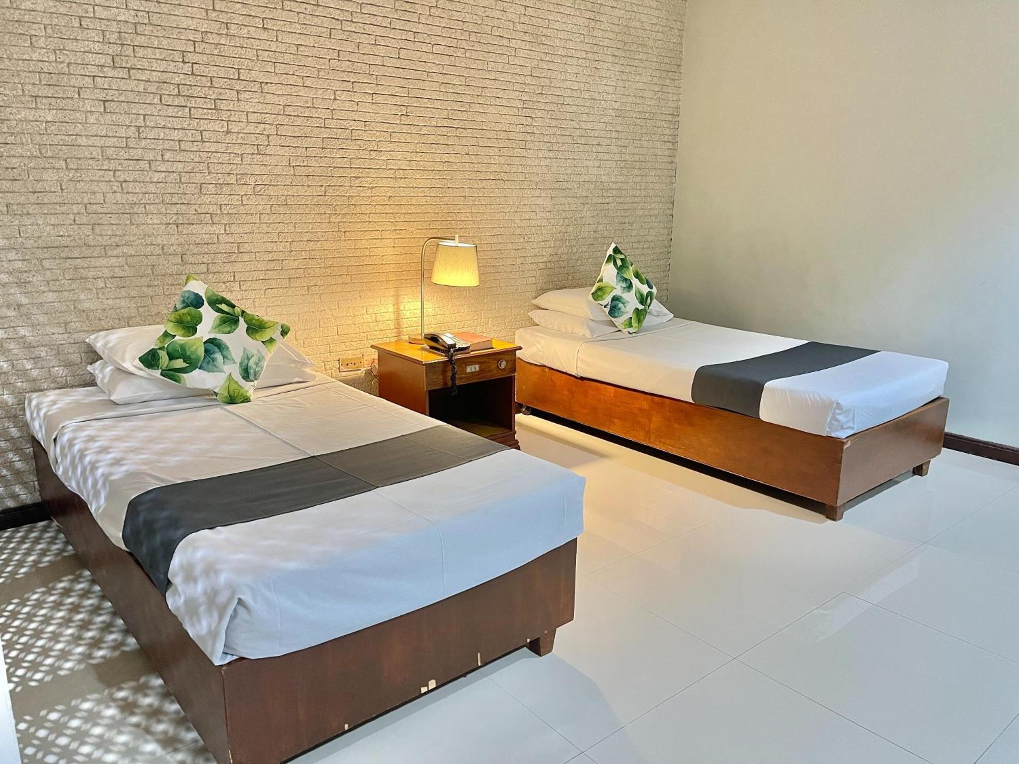 The Vip Hotel Кагаян де Оро Екстериор снимка