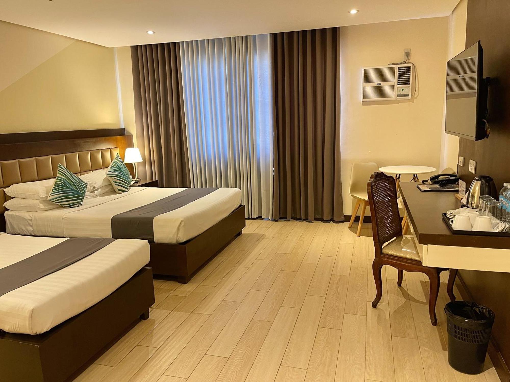 The Vip Hotel Кагаян де Оро Екстериор снимка