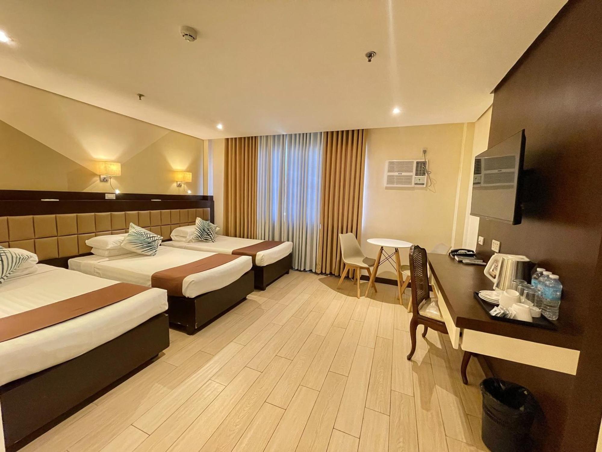 The Vip Hotel Кагаян де Оро Екстериор снимка
