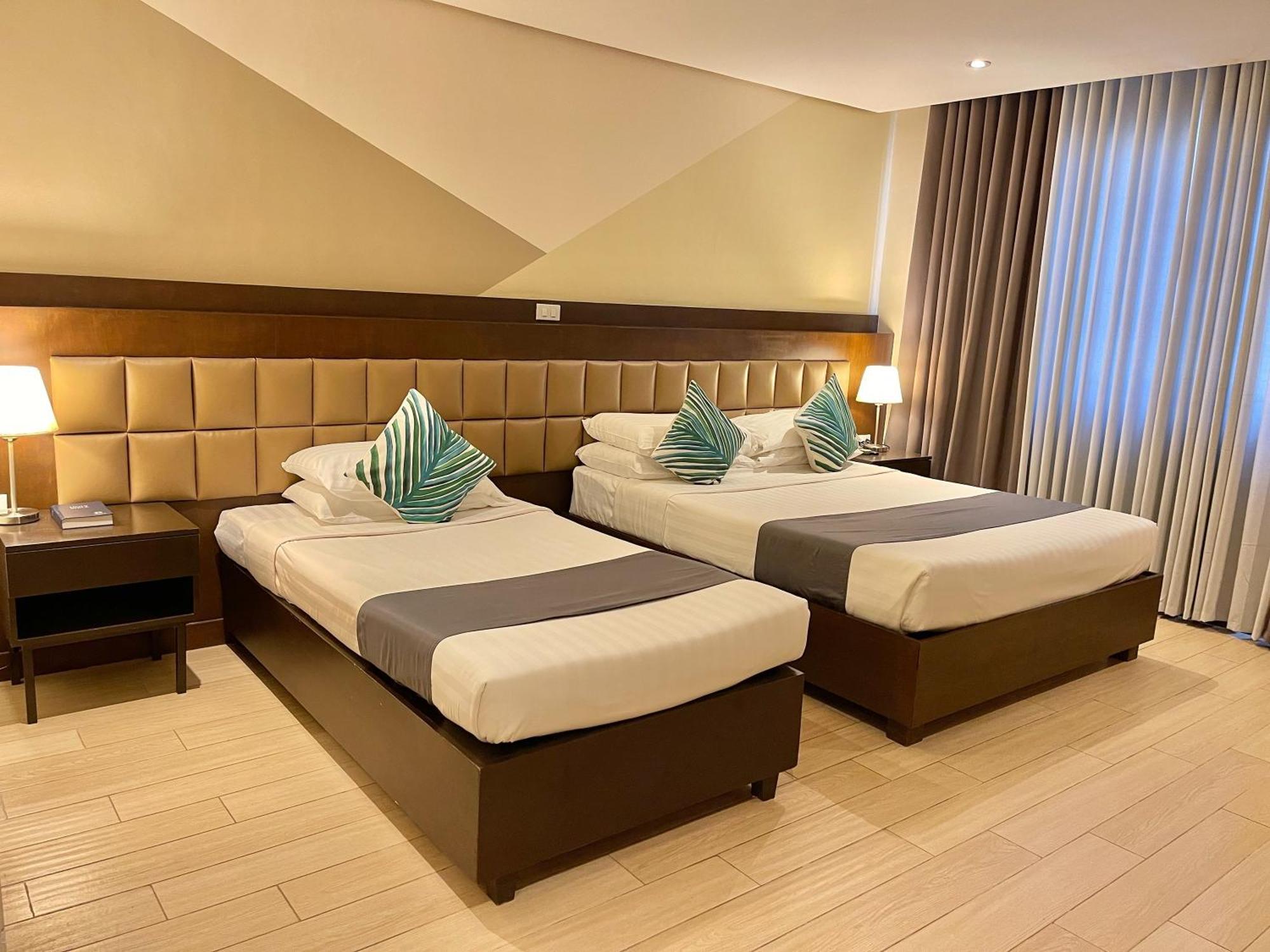 The Vip Hotel Кагаян де Оро Екстериор снимка